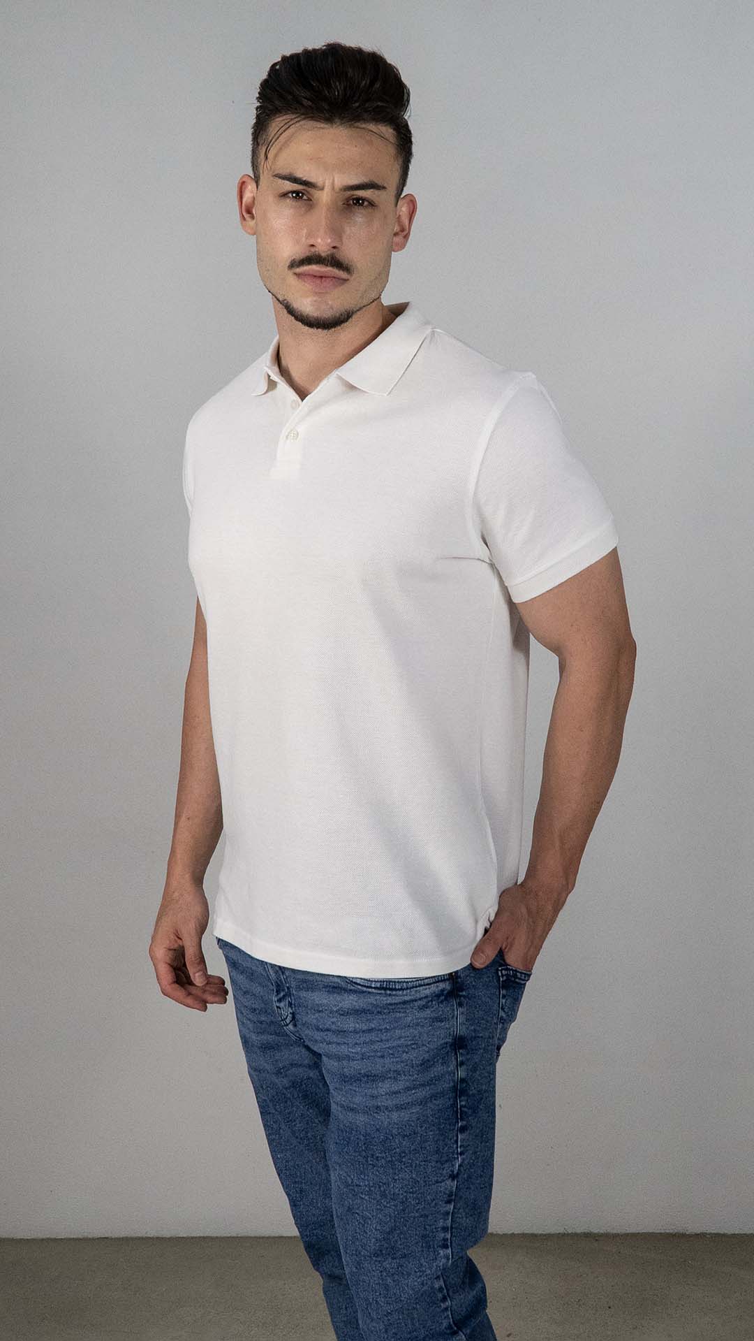 Polo Branco Básico