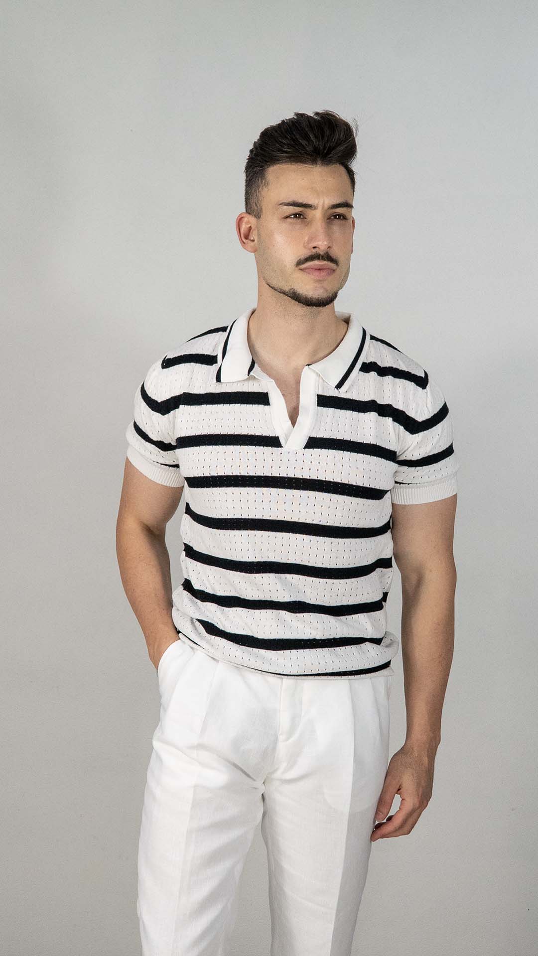Polo Branco Com Riscas Preto