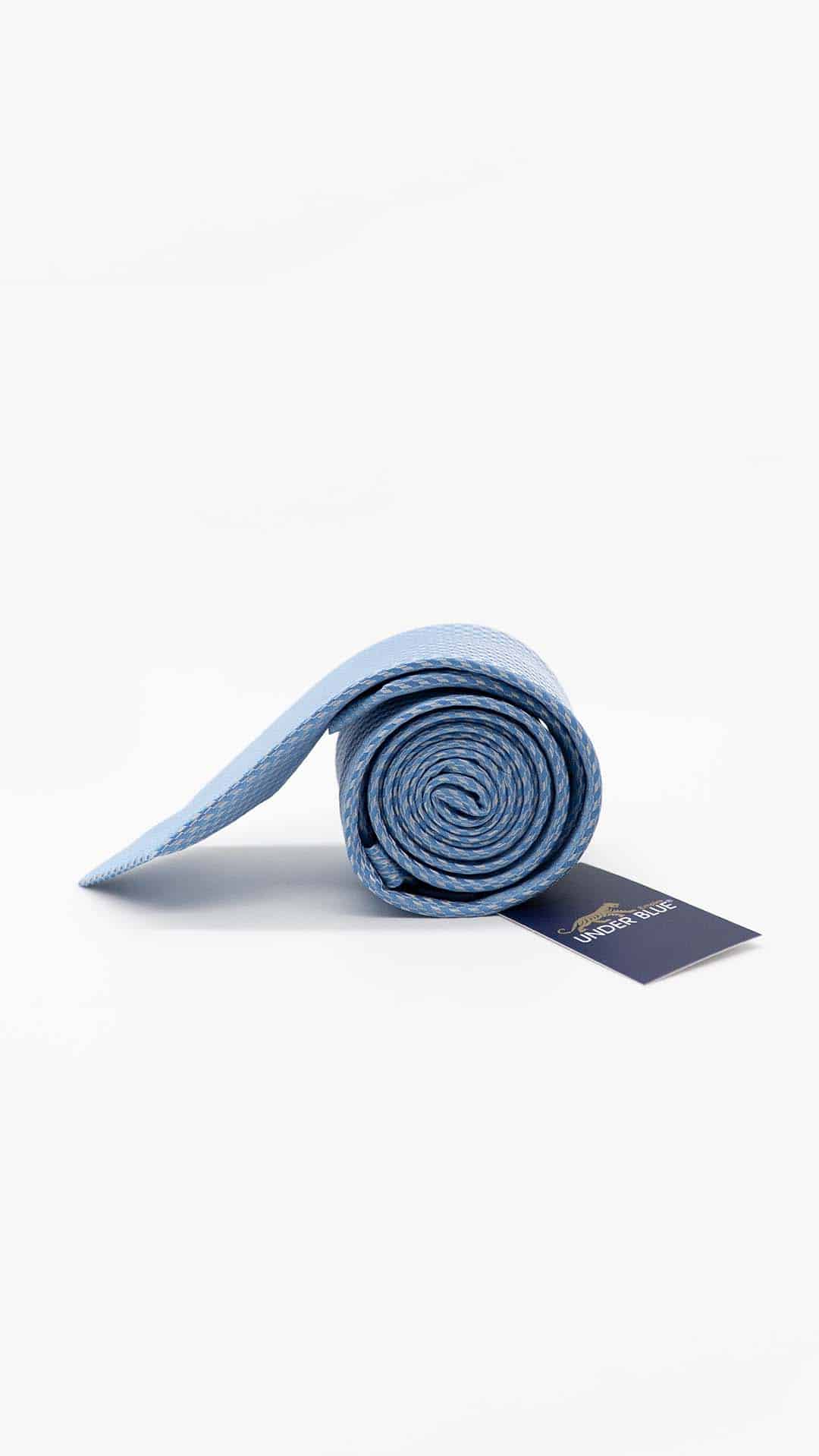 Gravata Skinny Azul Claro com Padrão