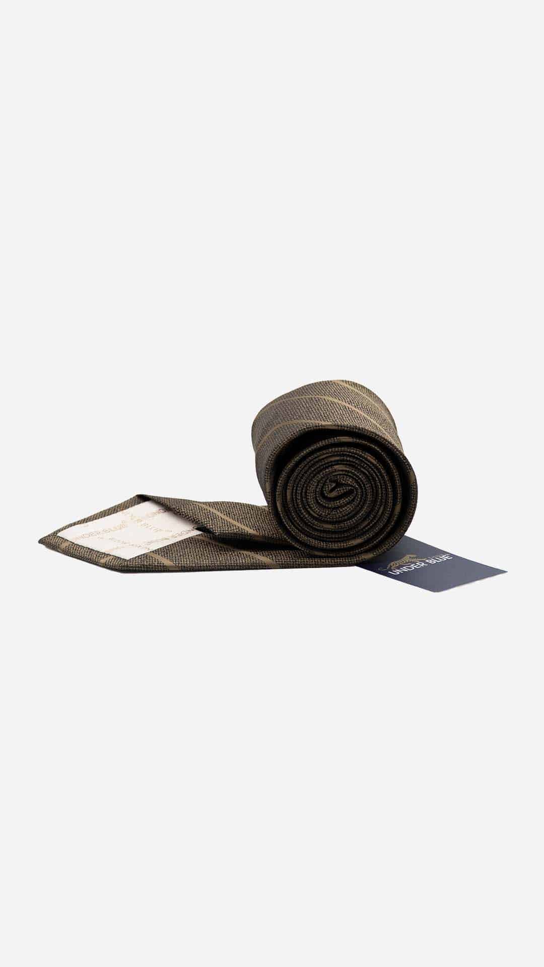 Gravata Regular Castanha com Riscas