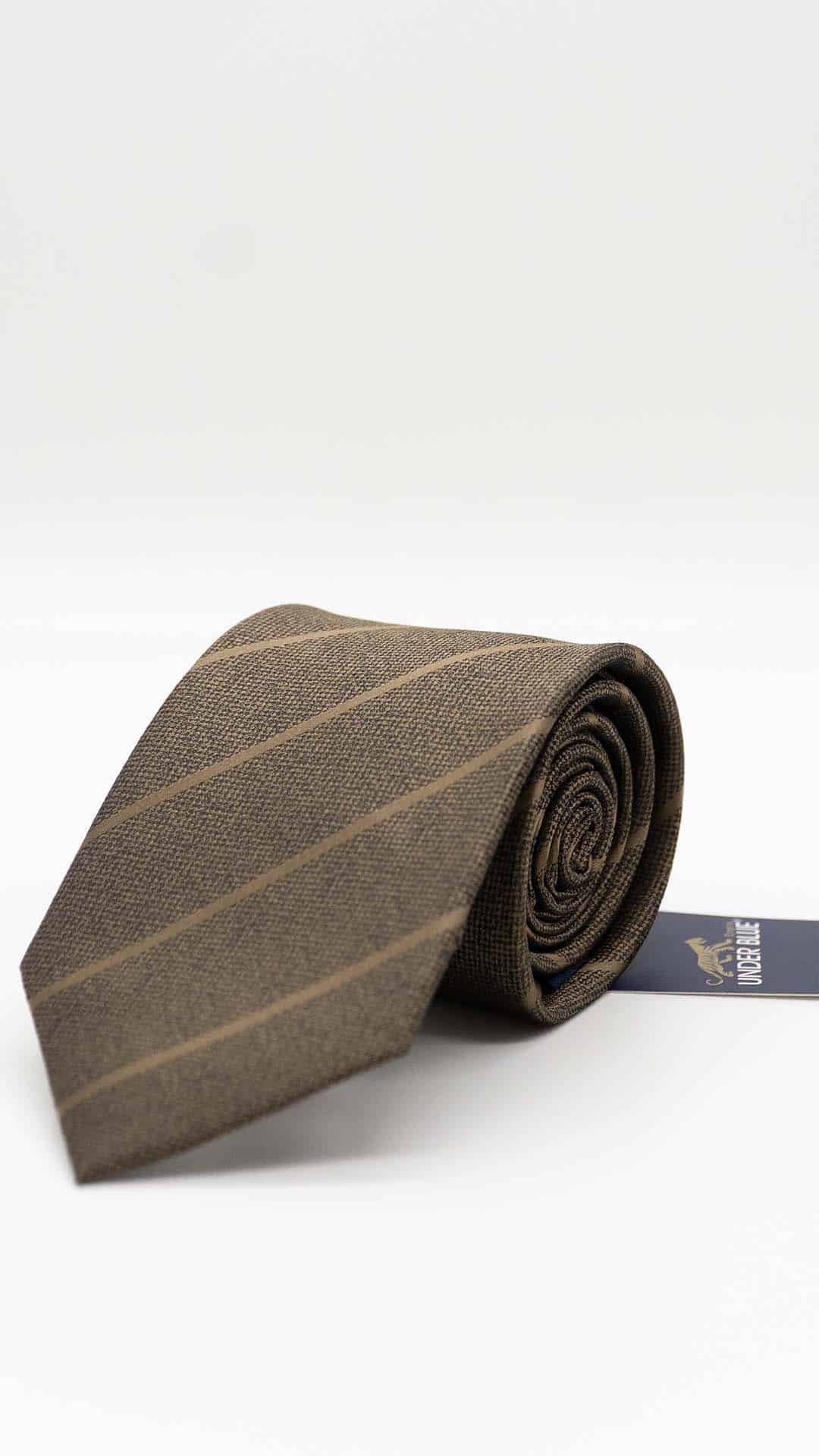 Gravata Regular Castanha com Riscas