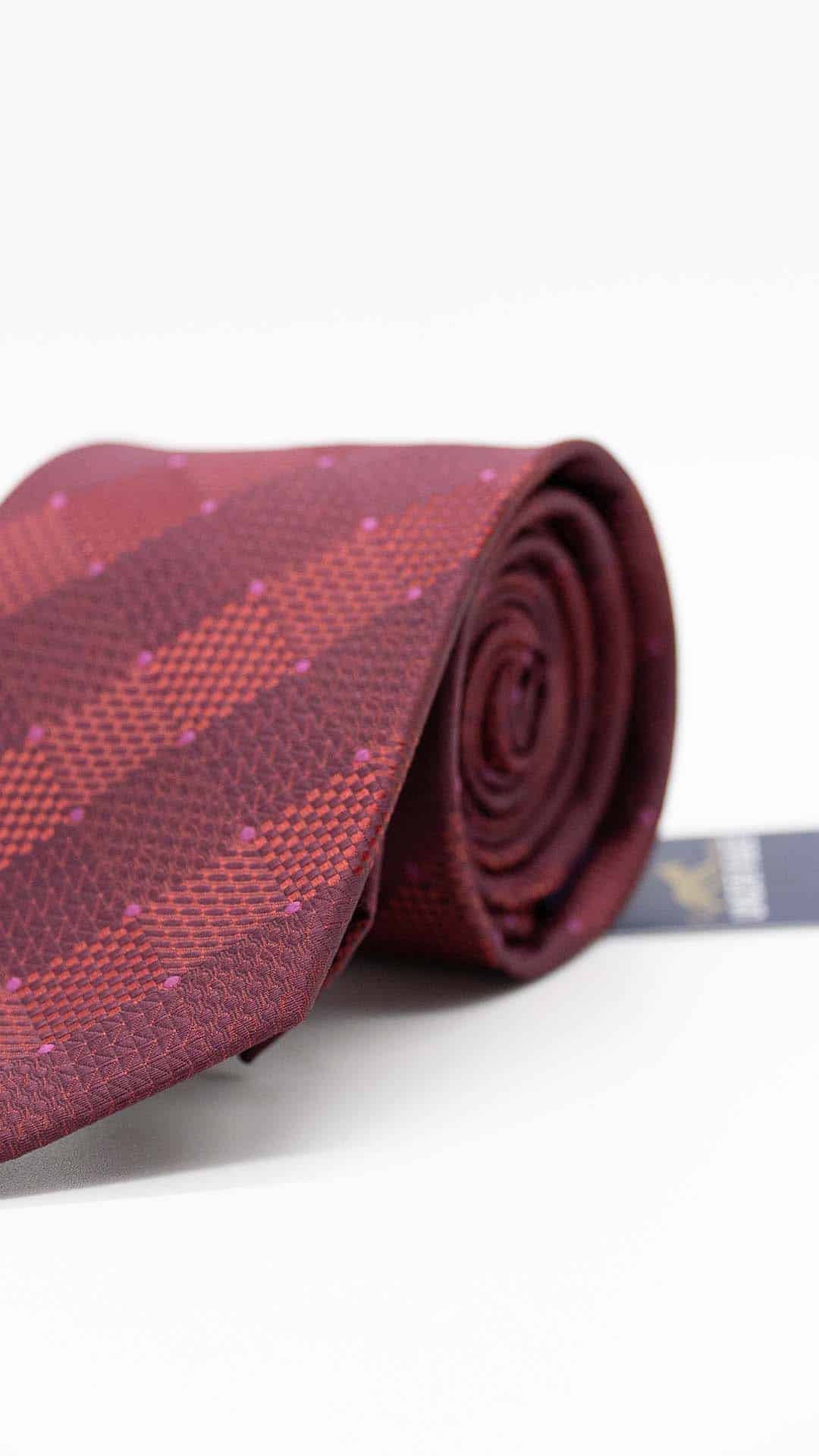 Gravata Regular Vermelha com Pintas Rosa
