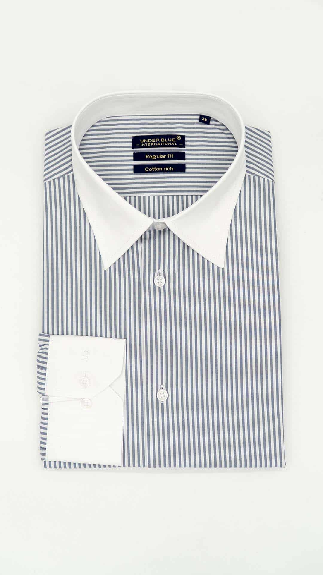 Camisa Regular Clássica Branca com Riscas Cinzenta
