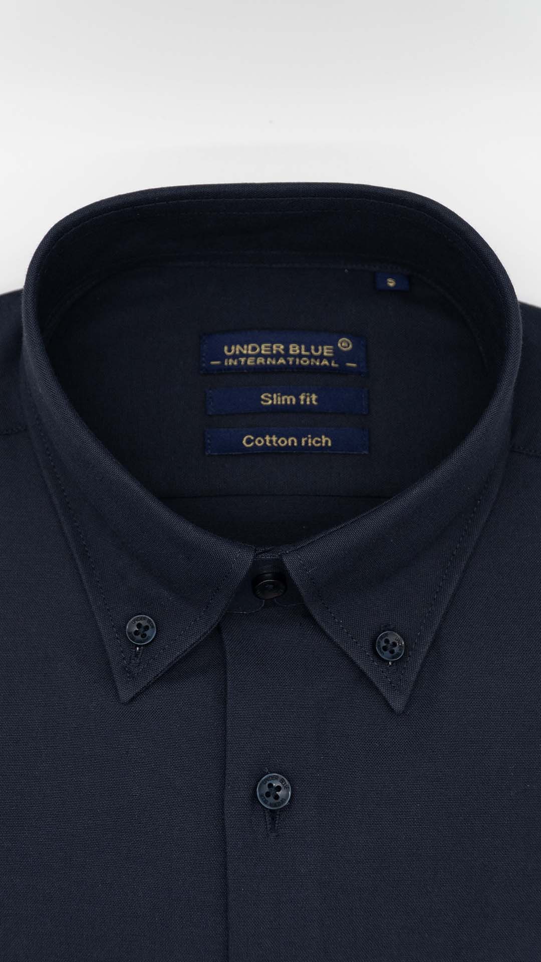 Camisa Botão no Colarinho Azul Escuro