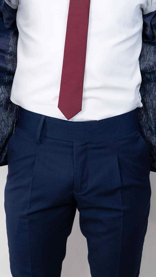 Calça de fato navy com fivela