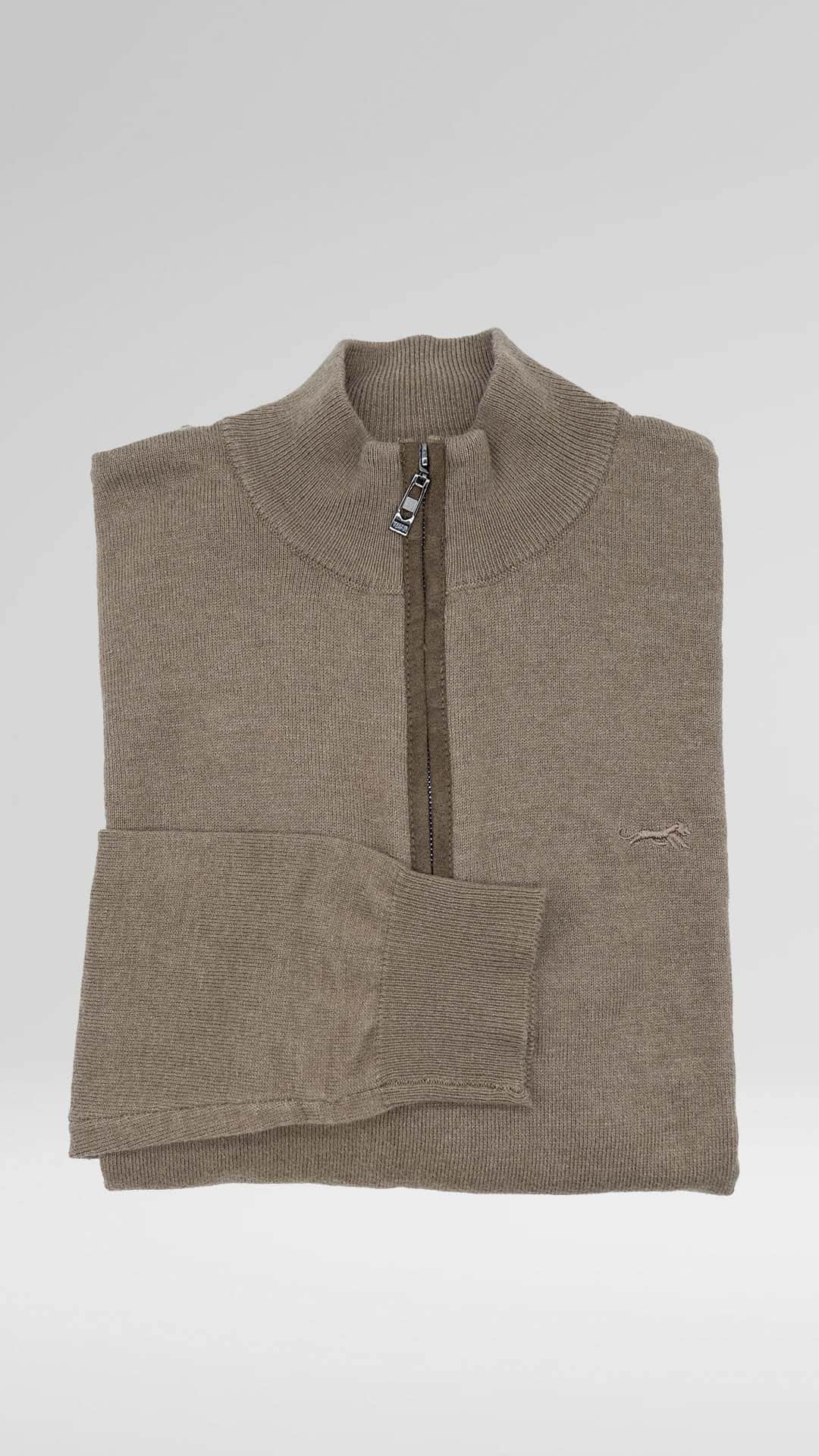 Camisola de Malha Castanha Meio Fecho