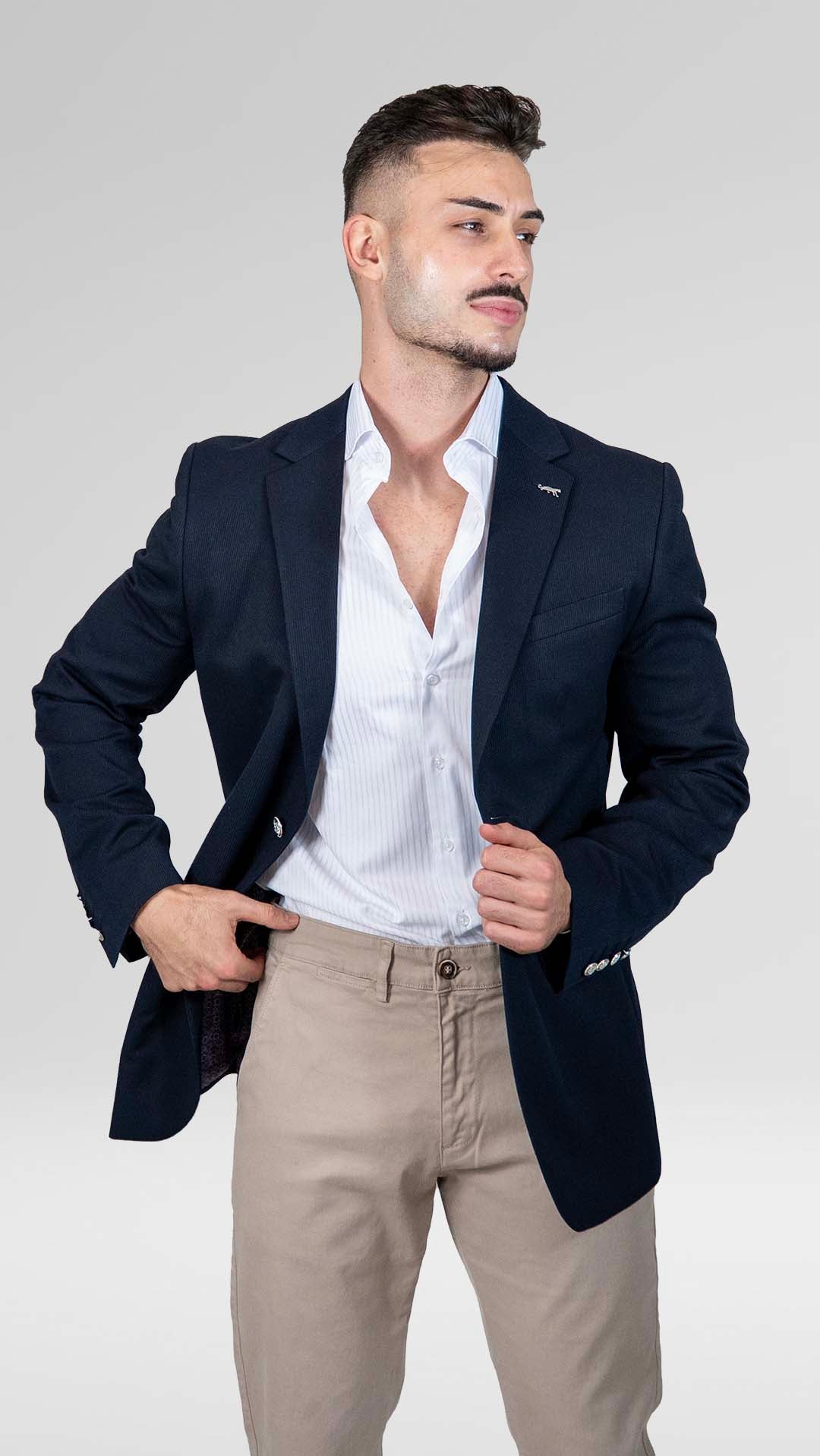 Blazer Azul com Botões Prateados