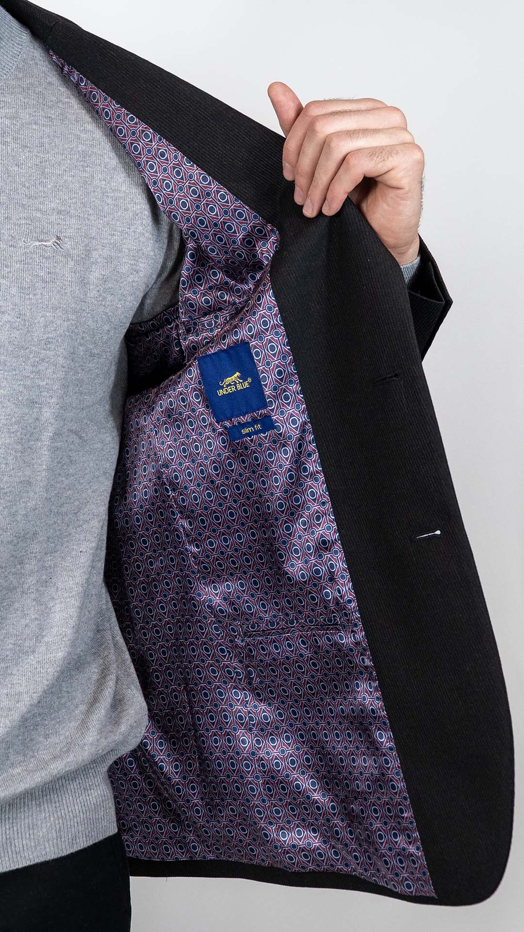 Blazer Preto com Botões Prateados