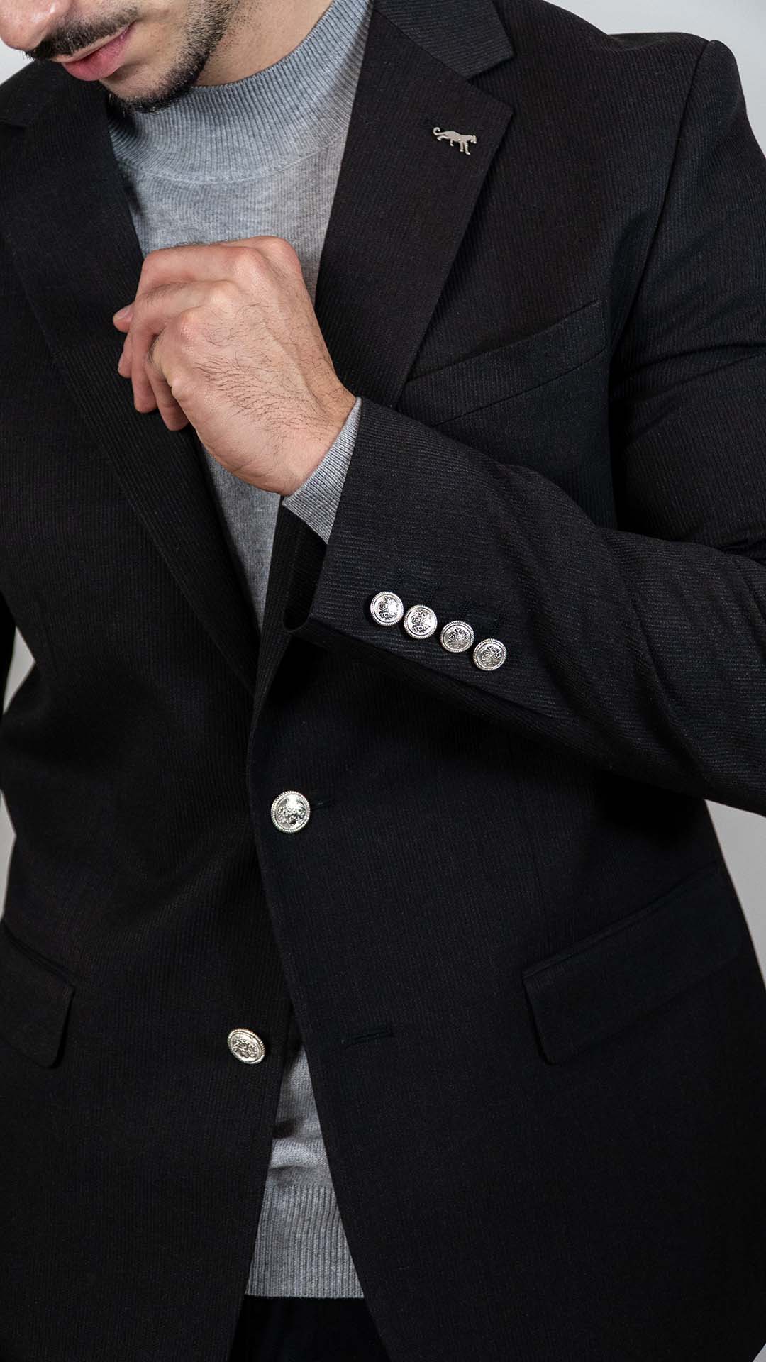 Blazer Preto com Botões Prateados