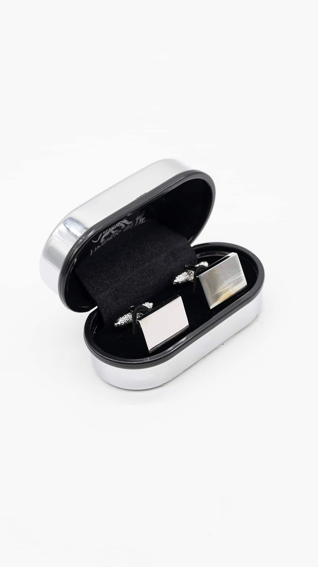 Cufflinkw25-Cor1
