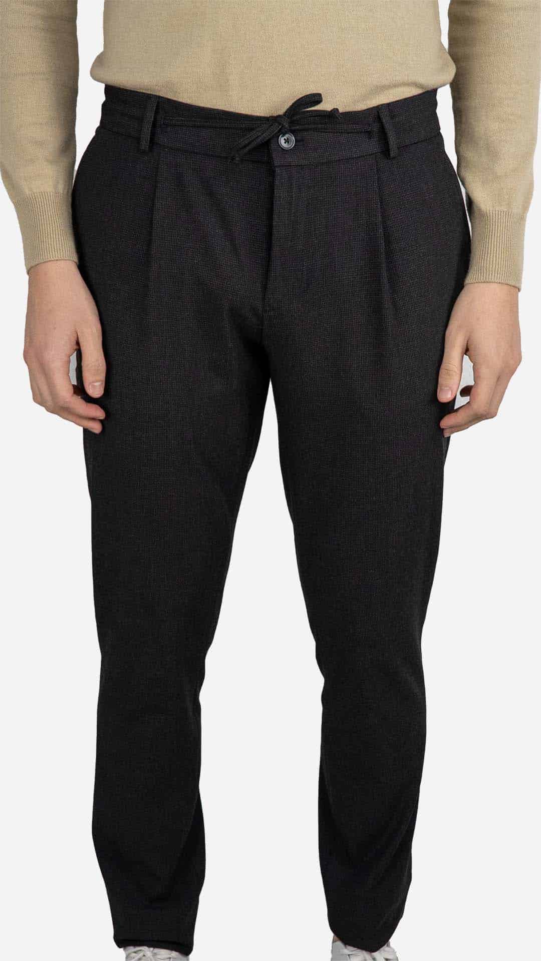 Calça travel preta