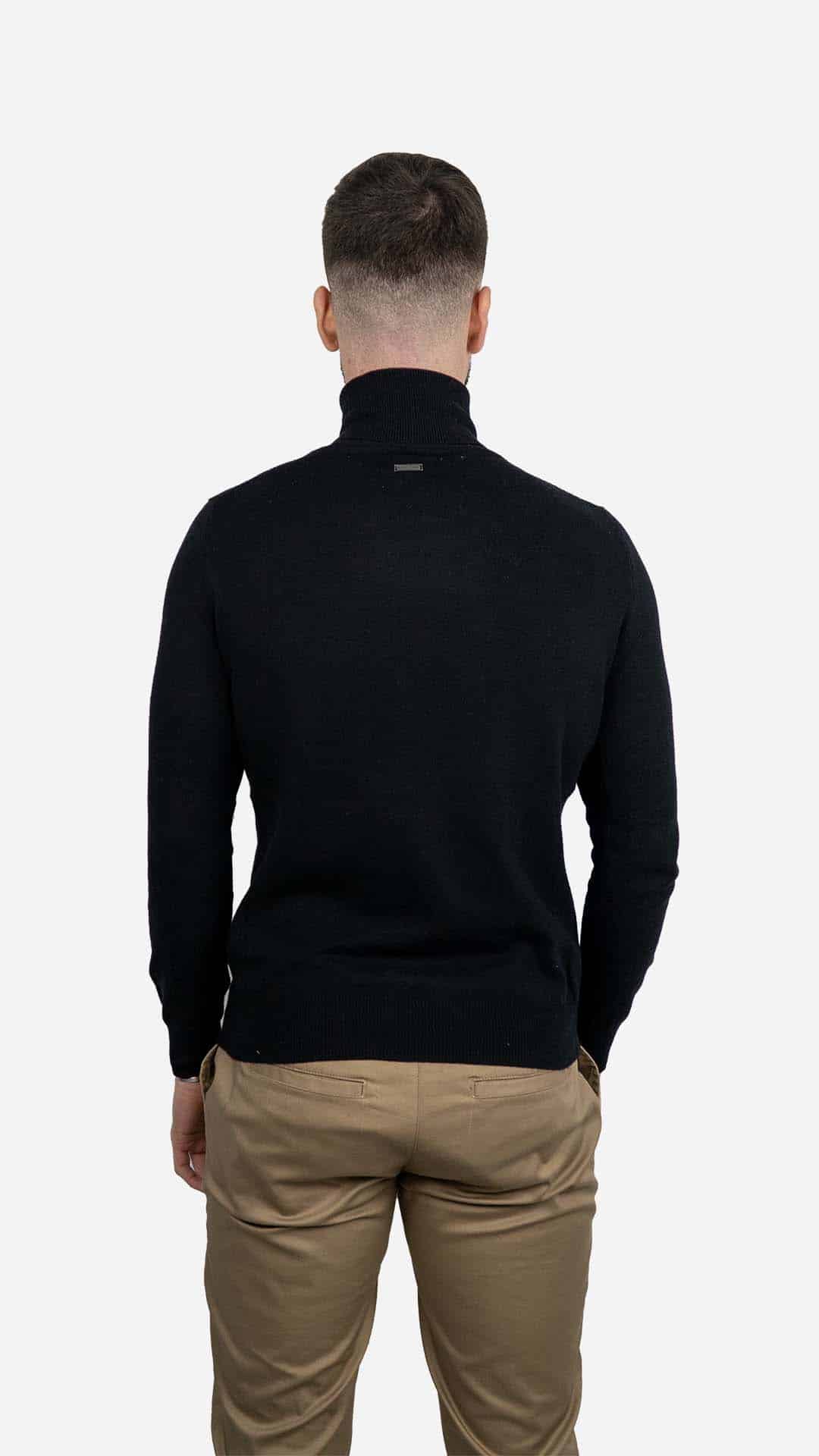 Camisola de Gola Alta Preta