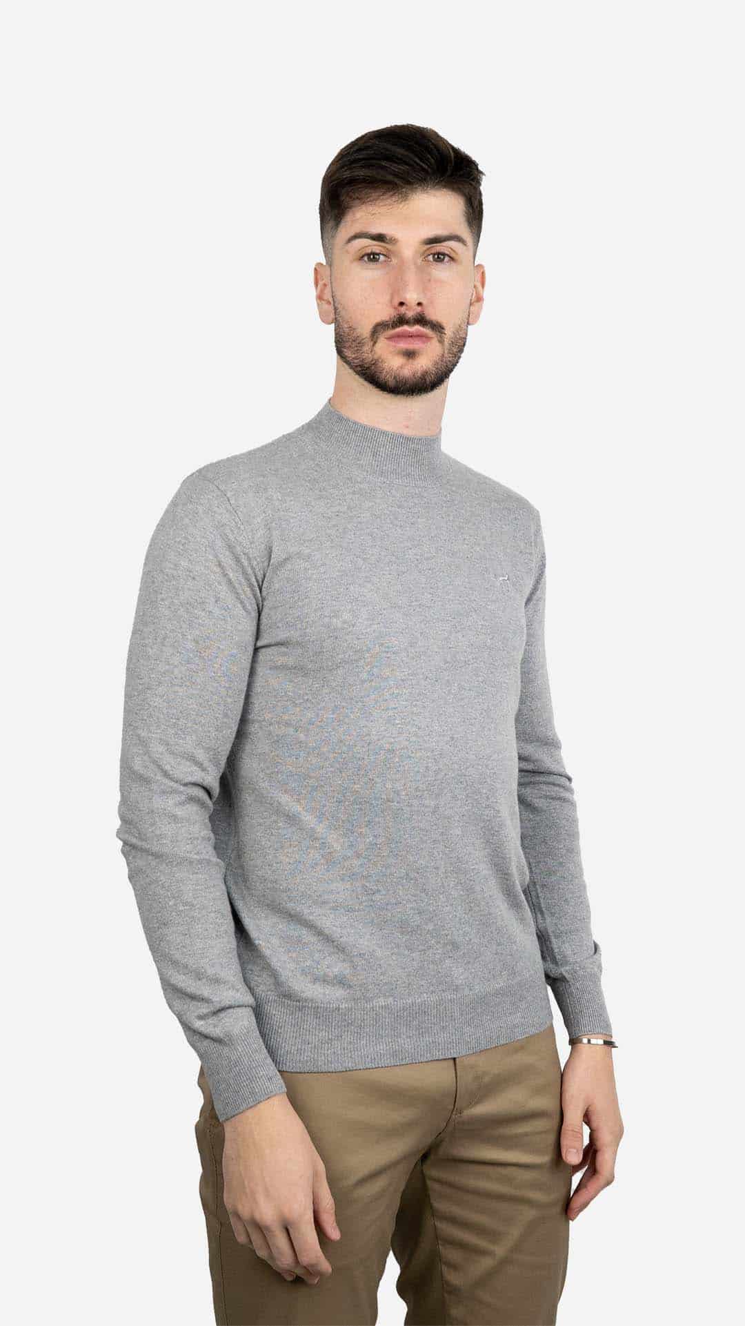 Camisola de Gola Cinzenta