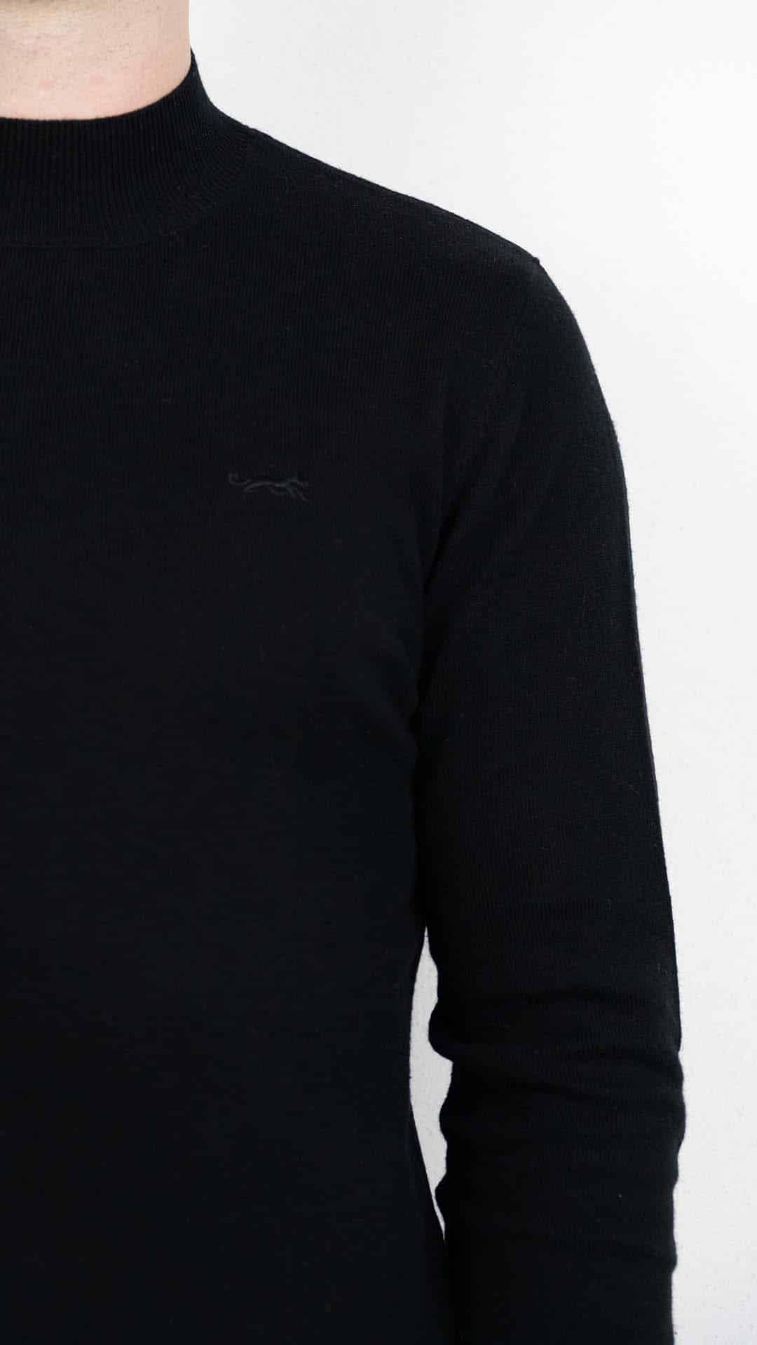 Camisola de Gola Preta