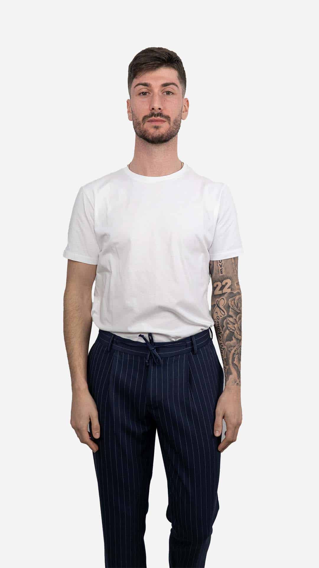 Calça travel riscas azuis