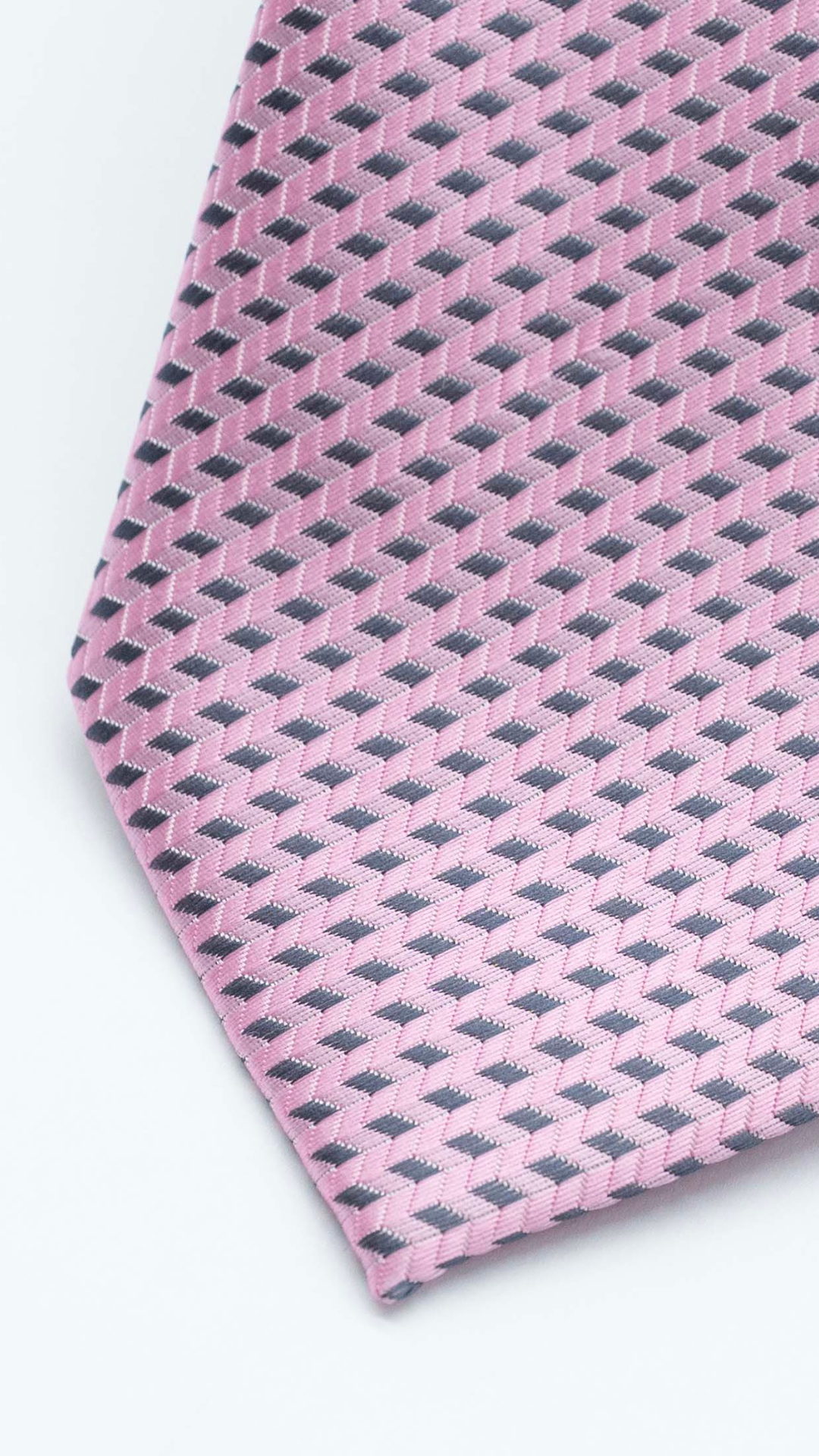 Gravata Rosa com Padrão