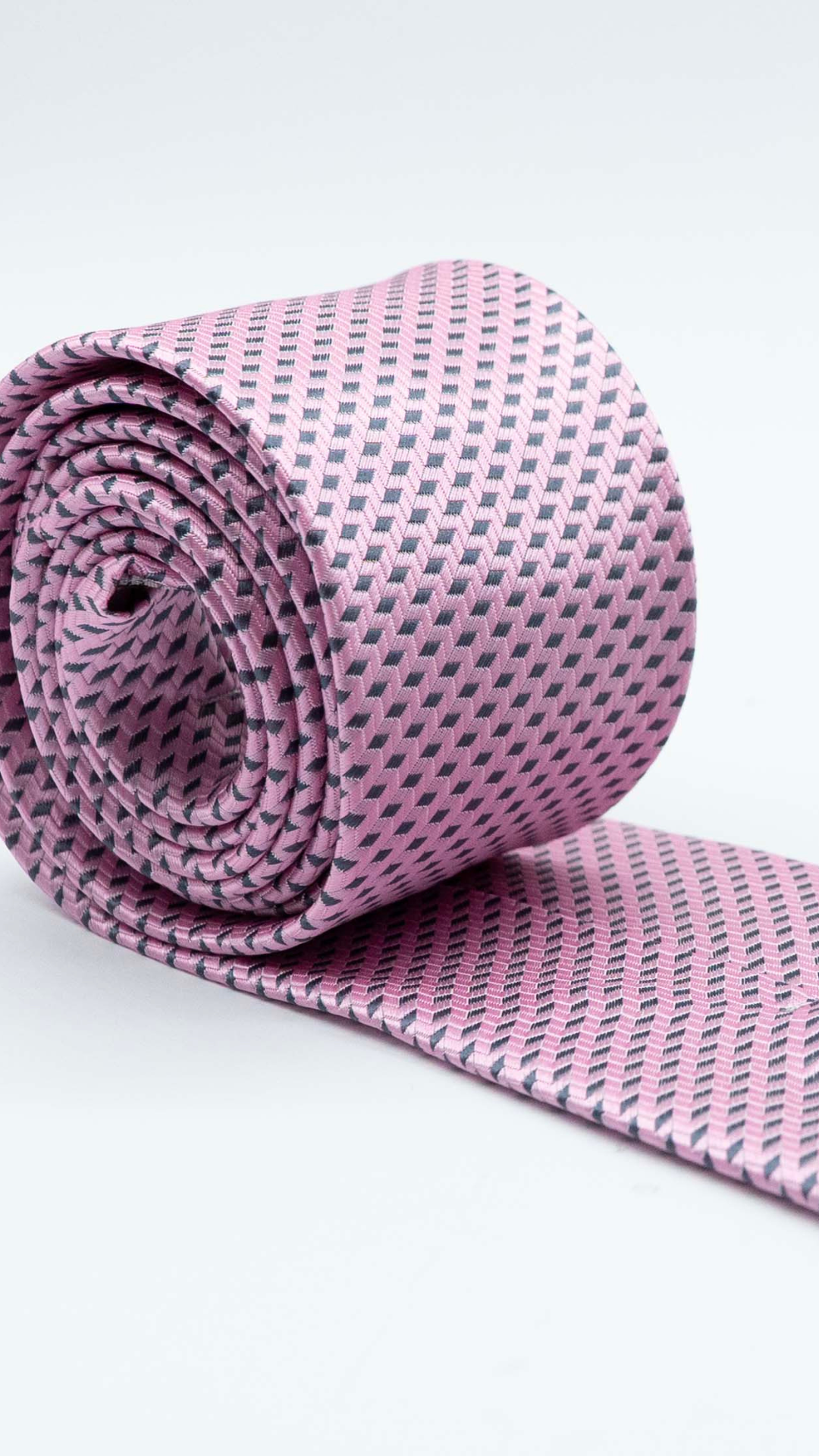 Gravata Rosa com Padrão